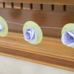 Paper Flower Garland at createcraftlove.com #papercrafts #garland
