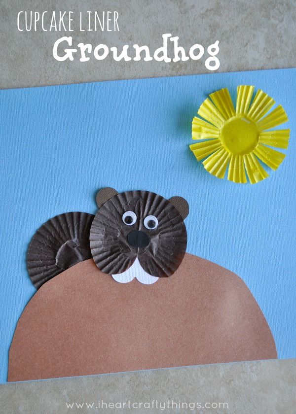 Cupcake Liner Groundhog Craft