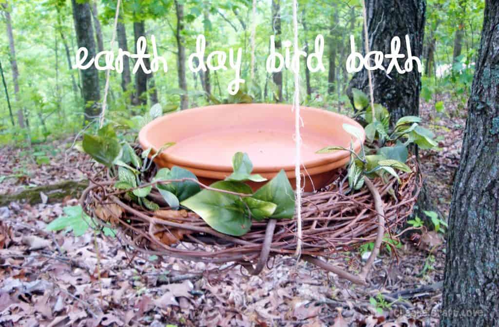 Earth Day Bird Bath at createcraftlove.com #birdbath 