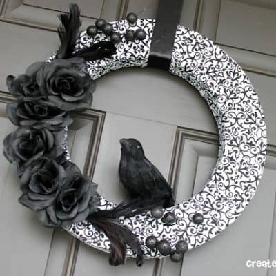 Halloween Wreath via createcraftlove.com #halloween #wreath