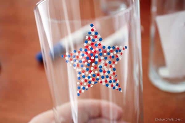 Patriotic Star Glasses for the 36th Avenue from createcraftlove.com #4thofjuly #stars #glasspaint #pointillism