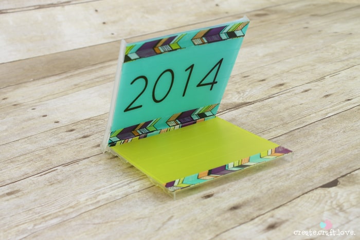 2014 DIY Calendar Case and 12 FREE Printables via createcraftlove.com #stockingstuffer #christmas #printables