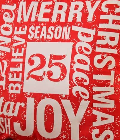 Christmas Subway Art Throw Pillow for the Ribbon Retreat from createcraftlove.com #christmas #sewing #subwayart