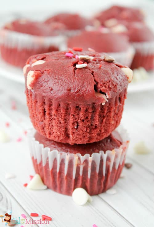 White-Chocolate-Red-Velvet-Muffins-1-2