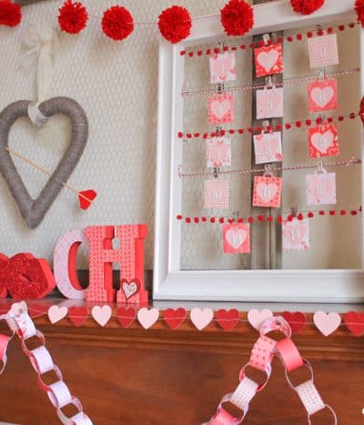 https://www.createcraftlove.com/2012/01/valentines-day-wreath.html