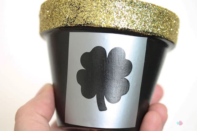 St. Patrick's Day is around the corner. Make this DIY Pot of Gold for your  festivities.