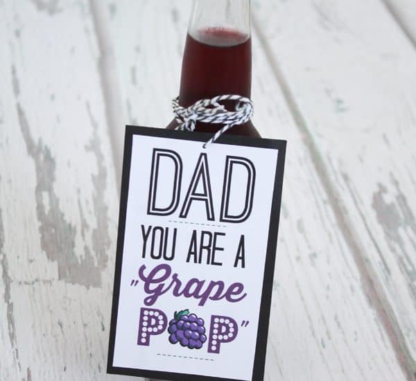 Grab some soda and let Dad know what a "grape pop" he is with my FREE printable! via createcraftlove.com