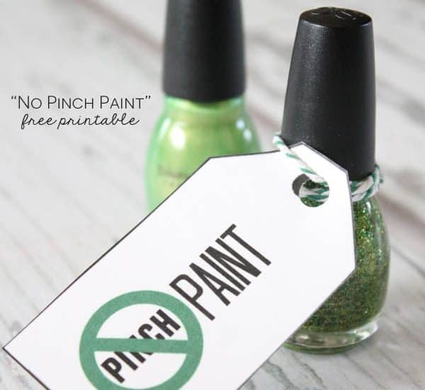 No Pinch Paint Free Printable for St. Patrick's Day! via createcraftlove.com