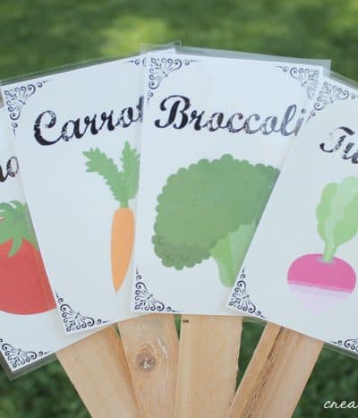 Printable Garden Markers with a vintage seed packet vibe via createcraftlove.com!
