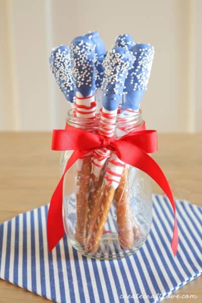 These Red, White and Blue Dipped Pretzels are perfect for your Memorial Day or 4th of July celebration!