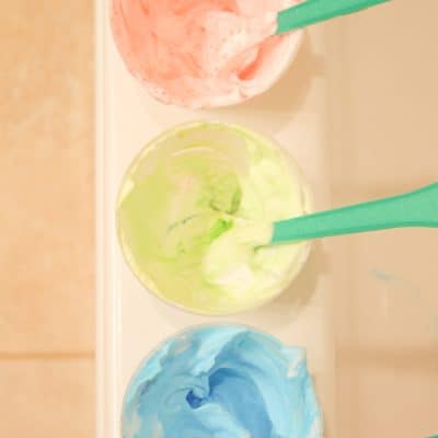 Whip up some this DIY Bath Paint to keep bath time fun! via createcraftlove.com