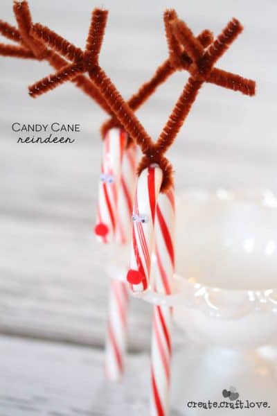 These Candy Cane Reindeer are super easy to make and perfect for classroom Christmas parties! via createcraftlove.com