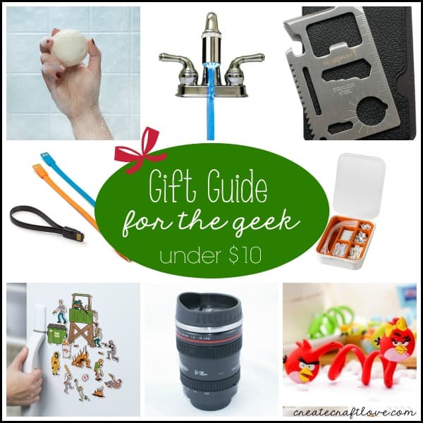 This Gift Guide for the Geek will leave them AND your pocketbook smiling! via createcraftlove.com