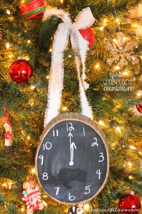 This Rustic Chalkboard Countdown can be used all year long and for any occasion! via createcraftlove.com