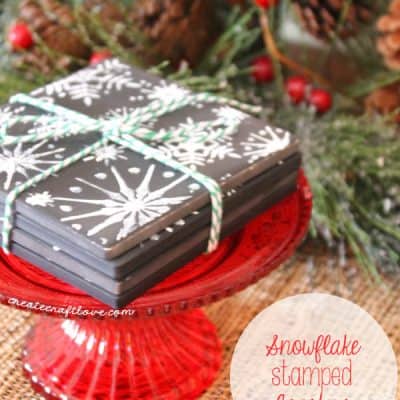 These Snowflake Stamped Coasters make a great hostess gift this holiday season! via createcraftlove.com