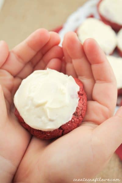 With only 3 ingredients, these Red Velvet Cookies will be a go-to treat for any holiday or occasion! via createcraftlove.com