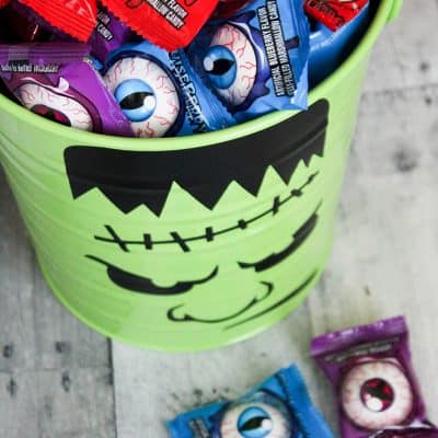 Frankenstein Halloween Candy Bucket that you can make yourself!
