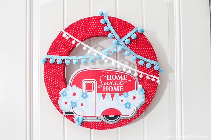 happy camper summer wreath horizontal view