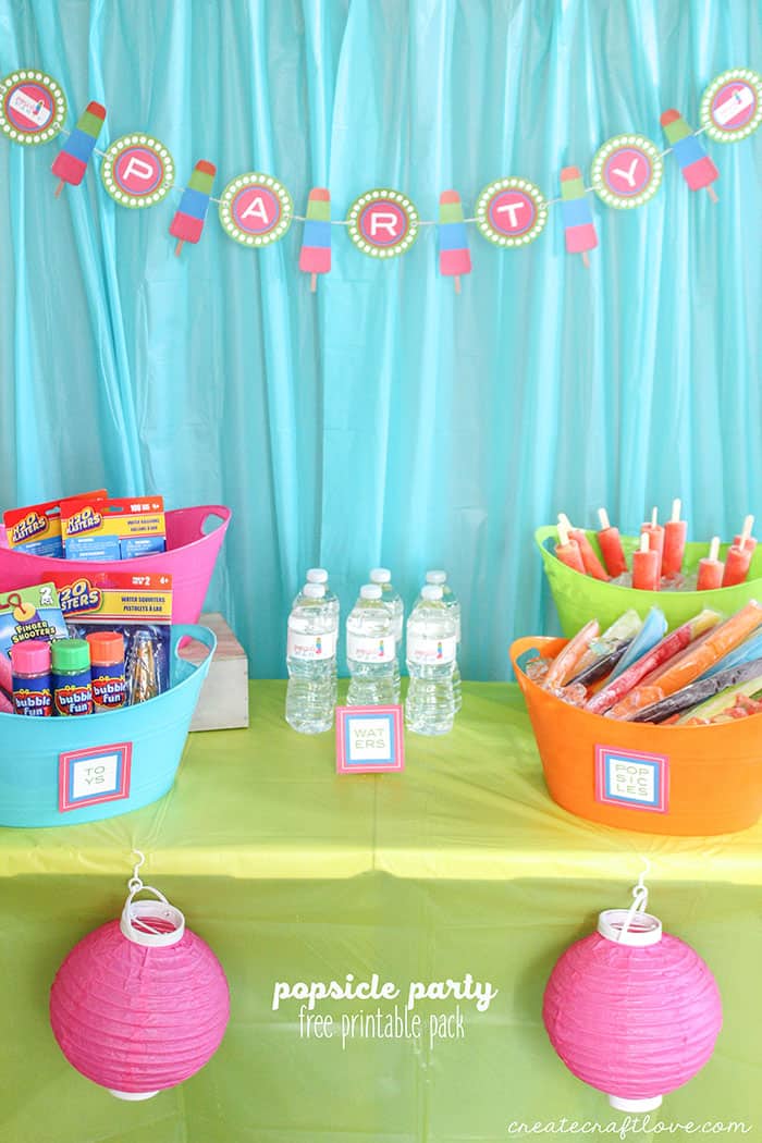 Be the coolest mom on the block when you host your own Popsicle Party with our free printable pack!