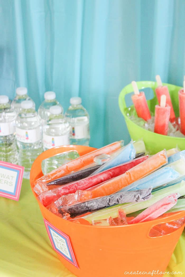keep the kids hydrated with our popsicle party