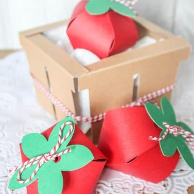 Using the single and double Cricut Scoring Wheels to create strawberries in a basket!