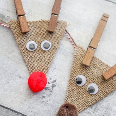 How cute is this Burlap Reindeer Garland?