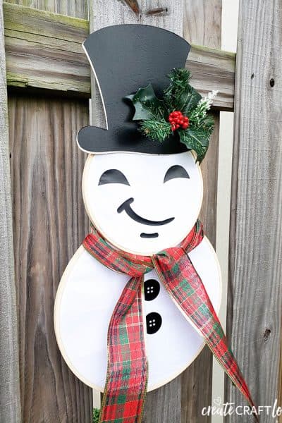 How cute is our Hoop Snowman Wreath?!